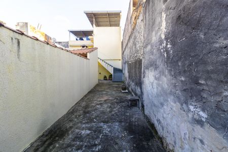 Casa para alugar com 100m², 2 quartos e sem vagaÁrea comum