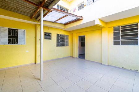 Casa para alugar com 100m², 2 quartos e sem vagaQuintal