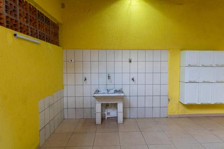 Casa para alugar com 100m², 2 quartos e sem vagaÁrea de Serviço