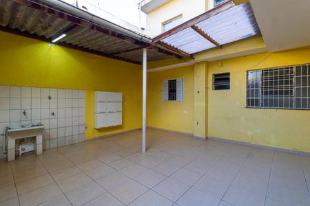 Casa para alugar com 100m², 2 quartos e sem vagaÁrea de Serviço