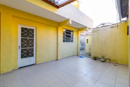 Casa para alugar com 100m², 2 quartos e sem vagaQuintal