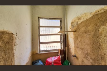 Apartamento à venda com 126m², 2 quartos e sem vagaQuarto e banheiro de serviço