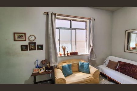 Apartamento à venda com 126m², 2 quartos e sem vagaSala