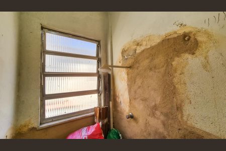 Apartamento à venda com 126m², 2 quartos e sem vagaQuarto e banheiro de serviço