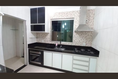 Apartamento para alugar com 3 quartos, 134m² em Amazonas, Contagem
