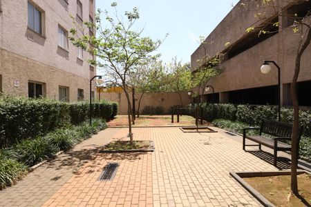 Apartamento para alugar com 42m², 2 quartos e 1 vagaÁrea comum 