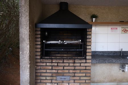 Apartamento para alugar com 42m², 2 quartos e 1 vagaÁrea comum - Churrasqueira