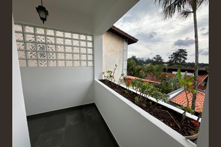 Casa de condomínio para alugar com 375m², 4 quartos e 4 vagasVaranda