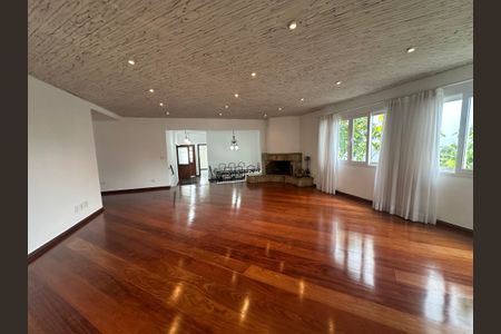 Sala de casa de condomínio para alugar com 4 quartos, 375m² em Morada dos Pássaros, Barueri