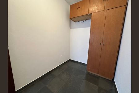 Casa de condomínio para alugar com 375m², 4 quartos e 4 vagasQuarto de Serviço