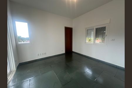 Casa de condomínio para alugar com 375m², 4 quartos e 4 vagasSuíte 1