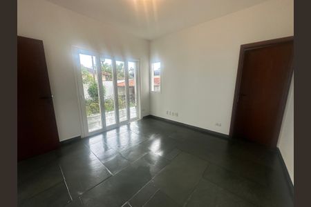 Casa de condomínio para alugar com 375m², 4 quartos e 4 vagasSuíte 1