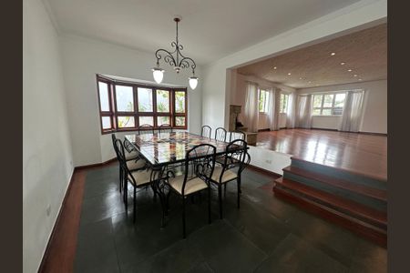 Casa de condomínio para alugar com 375m², 4 quartos e 4 vagasSala de Jantar