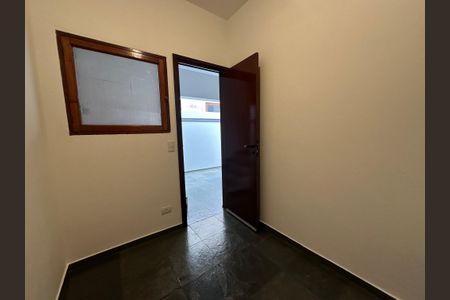 Casa de condomínio para alugar com 375m², 4 quartos e 4 vagasQuarto de Serviço