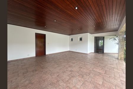 Casa de condomínio para alugar com 375m², 4 quartos e 4 vagasGaragem
