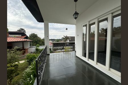 Casa de condomínio para alugar com 375m², 4 quartos e 4 vagasVaranda da Sala