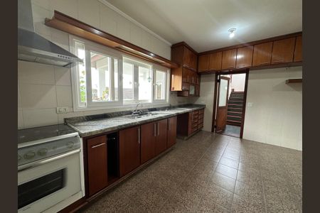 Casa de condomínio para alugar com 375m², 4 quartos e 4 vagasCozinha