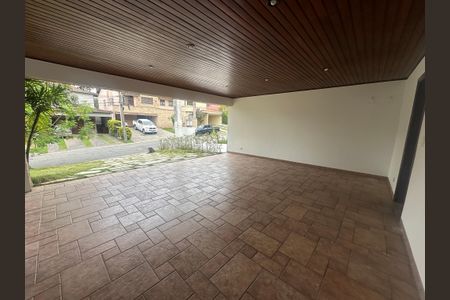Casa de condomínio para alugar com 375m², 4 quartos e 4 vagasGaragem