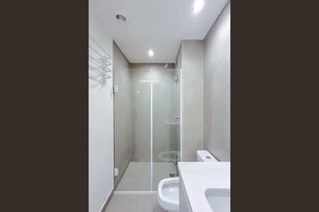 Banheiro de kitnet/studio para alugar com 1 quarto, 25m² em Vila Mariana, São Paulo