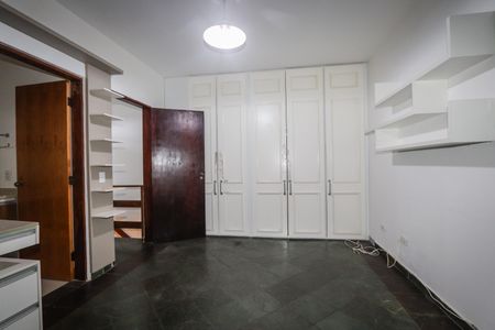 Casa para alugar com 125m², 2 quartos e 2 vagasSuite 2