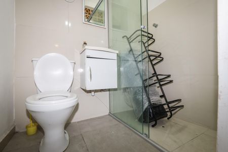 Casa para alugar com 125m², 2 quartos e 2 vagasBanheiro de serviço