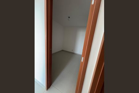Apartamento para alugar com 2 quartos, 57m² em Novo Mundo, Uberlândia