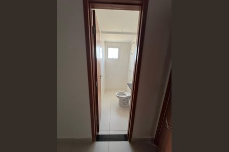Apartamento para alugar com 2 quartos, 57m² em Novo Mundo, Uberlândia