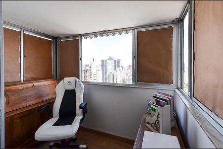 Apartamento à venda com 155m², 2 quartos e 1 vaga Apartamento à venda com 155m², 2 quartos e 1 vagaVaranda Suíte