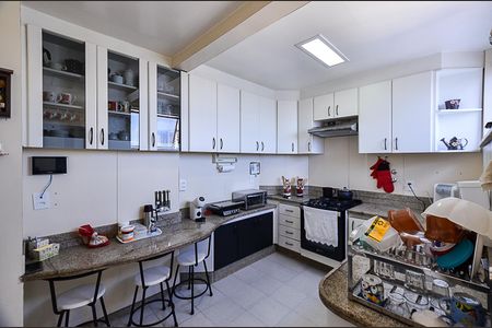 Apartamento à venda com 155m², 2 quartos e 1 vaga Apartamento à venda com 155m², 2 quartos e 1 vagaCozinha