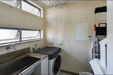 Apartamento à venda com 155m², 2 quartos e 1 vaga Apartamento à venda com 155m², 2 quartos e 1 vagaÁrea de Serviço