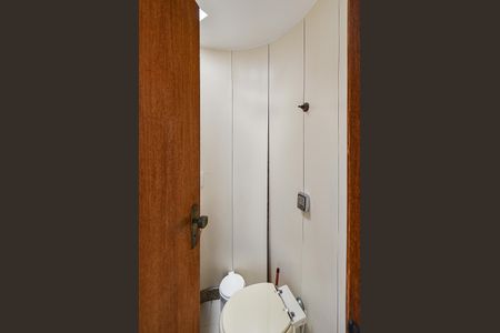Apartamento à venda com 155m², 2 quartos e 1 vaga Apartamento à venda com 155m², 2 quartos e 1 vagaLavabo Cobertura