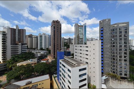 Apartamento à venda com 155m², 2 quartos e 1 vaga Apartamento à venda com 155m², 2 quartos e 1 vagaVista