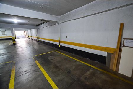 Apartamento à venda com 155m², 2 quartos e 1 vaga Apartamento à venda com 155m², 2 quartos e 1 vagaGaragem