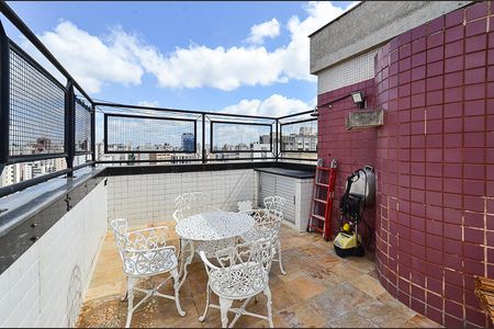 Apartamento à venda com 155m², 2 quartos e 1 vaga Apartamento à venda com 155m², 2 quartos e 1 vagaÁrea Cobertura