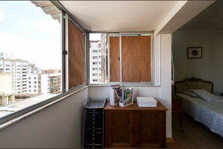 Apartamento à venda com 155m², 2 quartos e 1 vaga Apartamento à venda com 155m², 2 quartos e 1 vagaVaranda Suíte