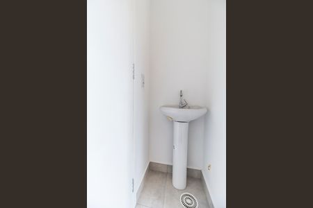 Casa para alugar com 25m², 1 quarto e 1 vagaBanheiro