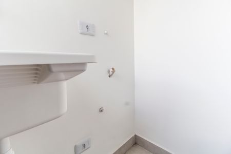 Casa para alugar com 25m², 1 quarto e 1 vagaÁrea de Serviço