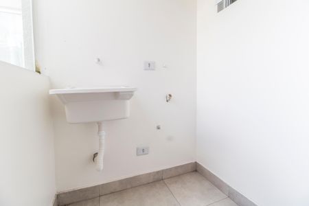 Casa para alugar com 25m², 1 quarto e 1 vagaÁrea de Serviço