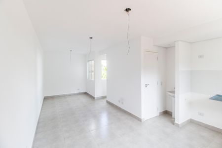 Sala  de casa para alugar com 1 quarto, 25m² em Centro, Carapicuíba