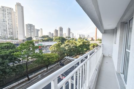 Apartamento à venda com 94m², 1 quarto e sem vagaVaranda