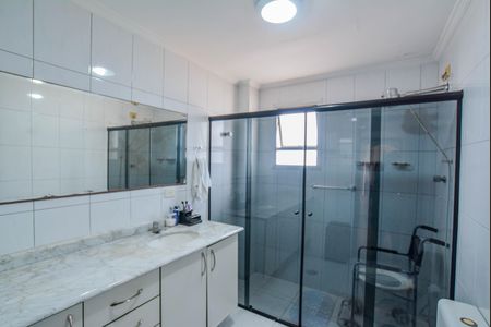 Apartamento à venda com 198m², 3 quartos e 2 vagasBanheiro Social