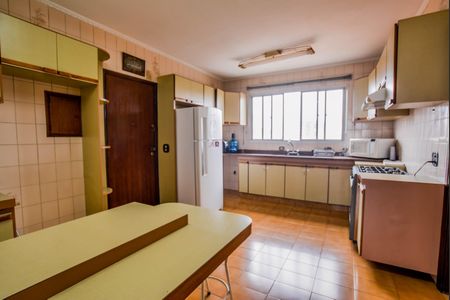 Apartamento à venda com 198m², 3 quartos e 2 vagasCozinha