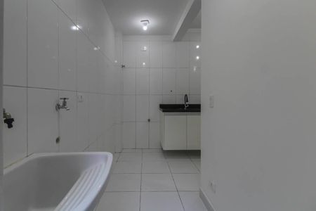 Apartamento para alugar com 64m², 2 quartos e sem vaga