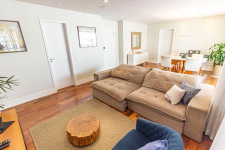 Apartamento à venda com 146m², 3 quartos e 2 vagas Apartamento à venda com 146m², 3 quartos e 2 vagasSala
