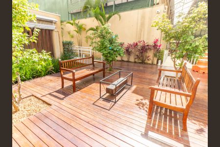 Apartamento à venda com 146m², 3 quartos e 2 vagas Apartamento à venda com 146m², 3 quartos e 2 vagasÁrea comum - Lareira
