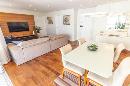 Apartamento à venda com 146m², 3 quartos e 2 vagas Apartamento à venda com 146m², 3 quartos e 2 vagasSala