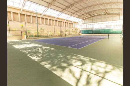 Apartamento à venda com 146m², 3 quartos e 2 vagas Apartamento à venda com 146m², 3 quartos e 2 vagasÁrea comum - Quadra de Tennis