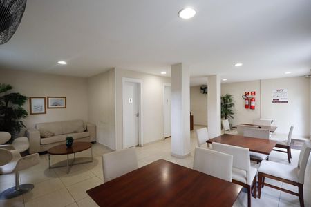 Apartamento para alugar com 53m², 2 quartos e 1 vaga Apartamento para alugar com 53m², 2 quartos e 1 vagaÁrea comum - Salão de festas