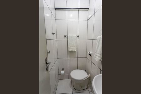 Apartamento à venda com 107m², 2 quartos e 1 vagaBanheiro de serviço 
