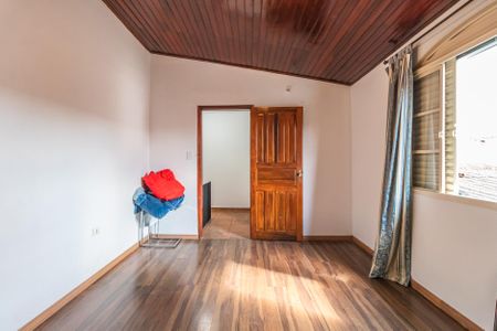 Casa à venda com 125m², 4 quartos e 2 vagasSuíte